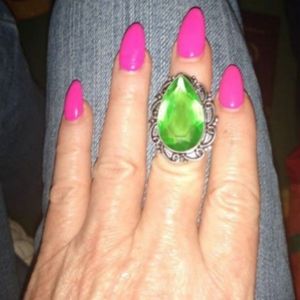 Ethnic Ring Peridot size 6_925 Sterling Silver